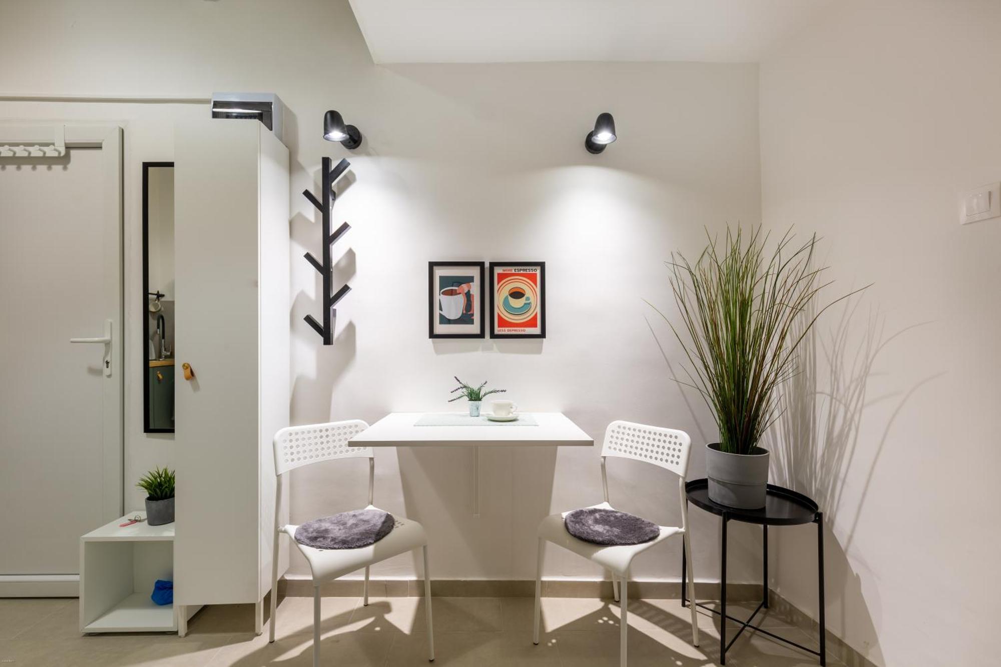 L9 Lonyay Appartement *